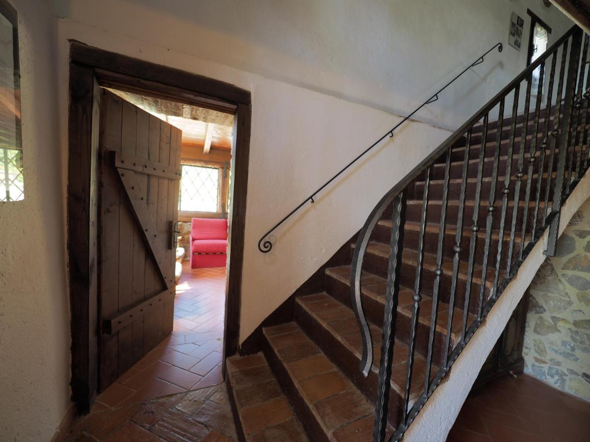Sassi Bianchi Guest House Sensano Exterior photo