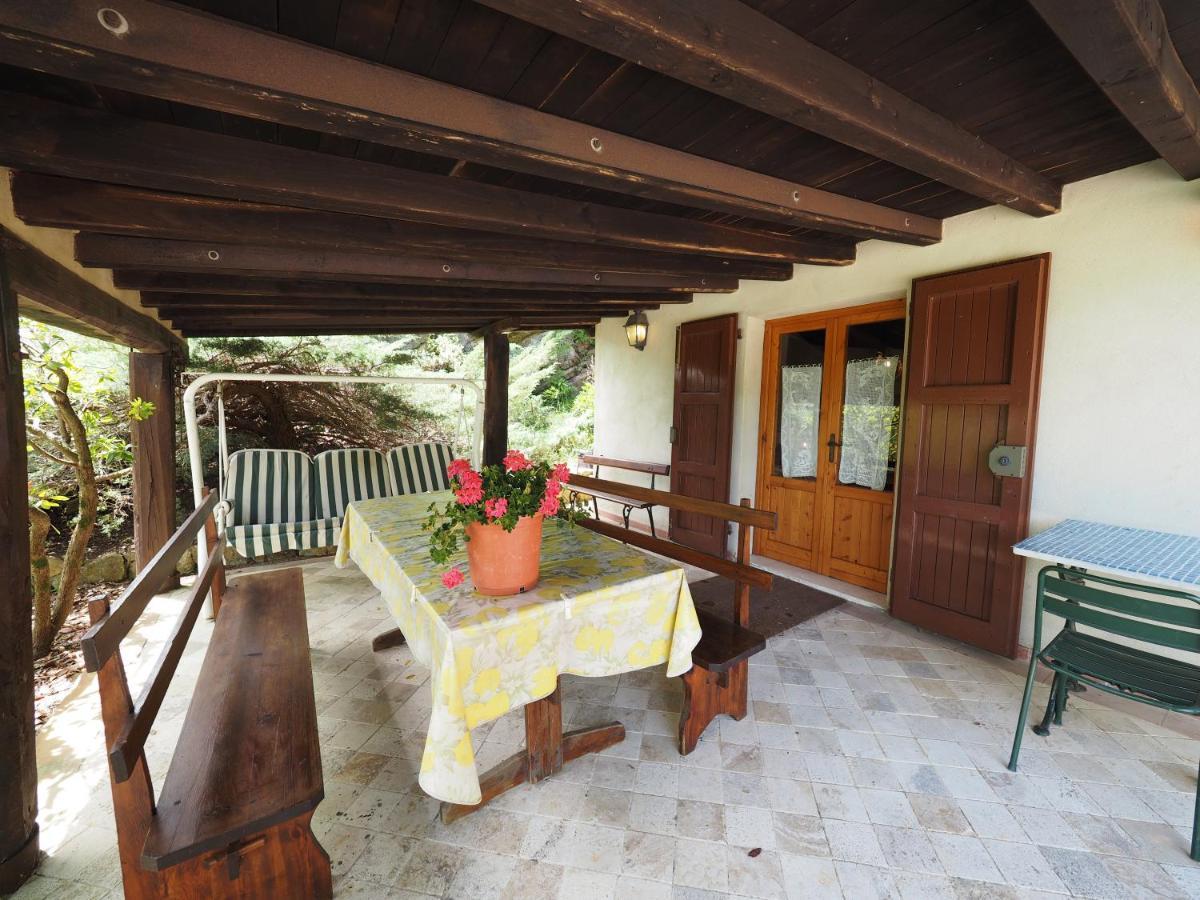 Sassi Bianchi Guest House Sensano Exterior photo