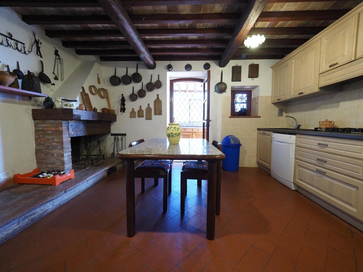 Sassi Bianchi Guest House Sensano Exterior photo
